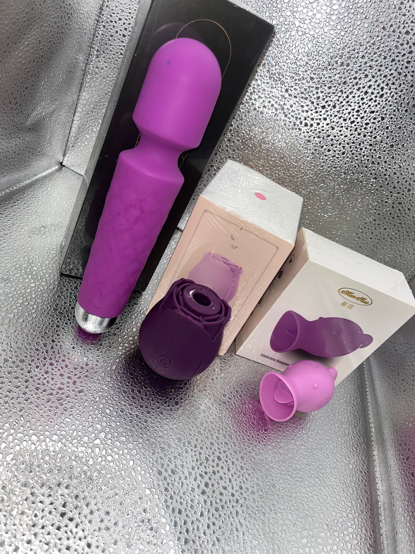 TEASE BOX